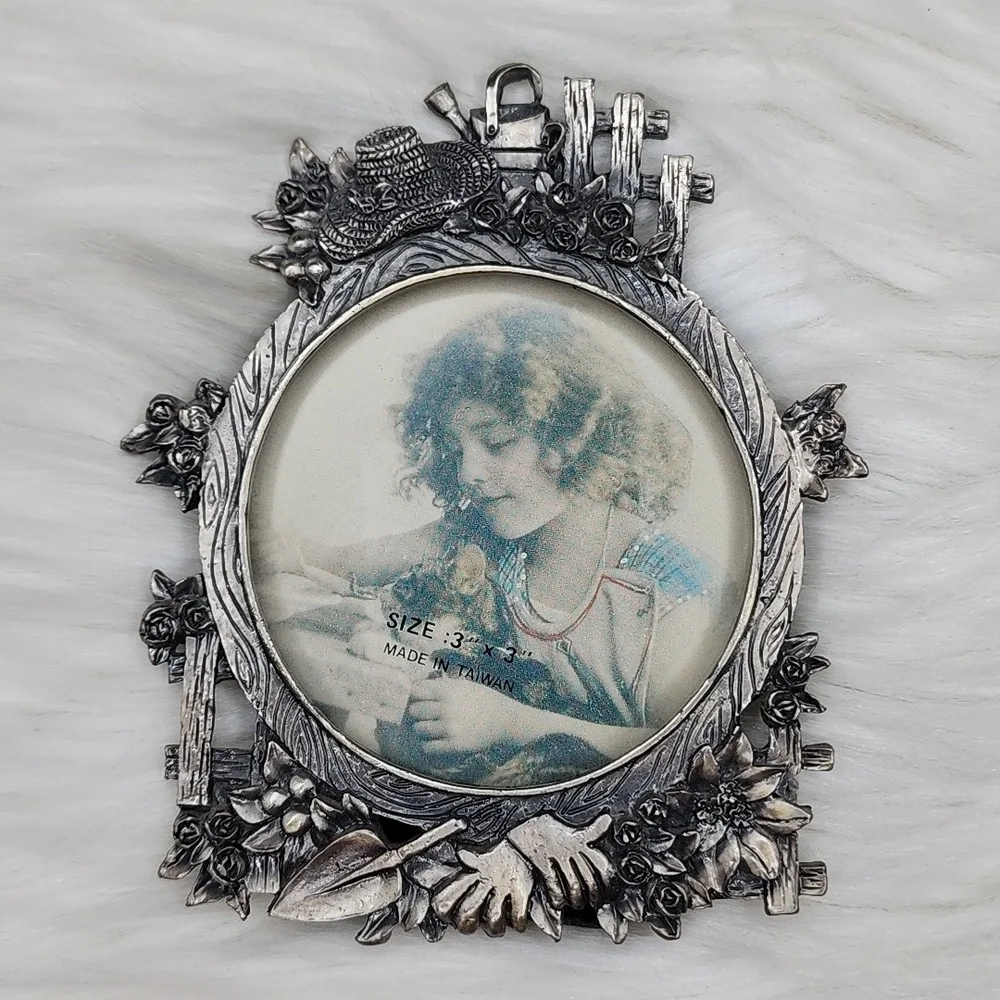 Perfect pewter signed