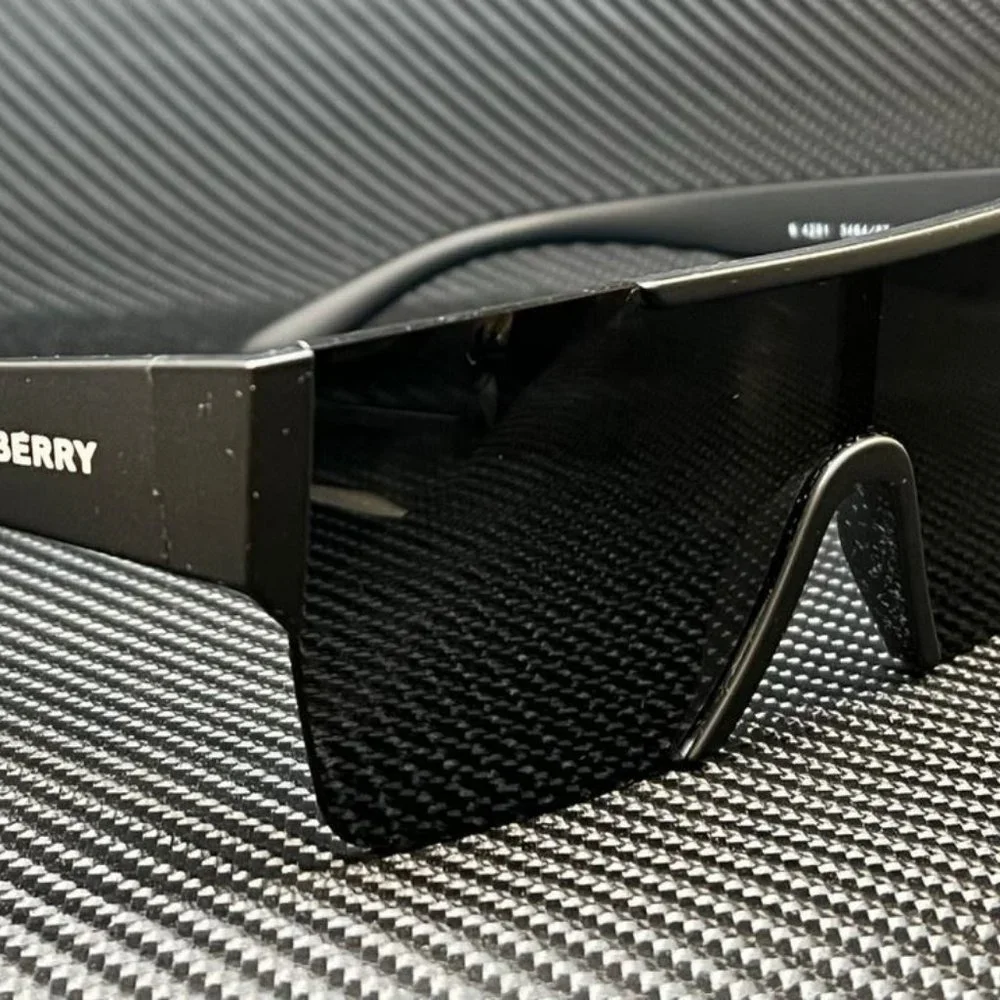 Burberry no case