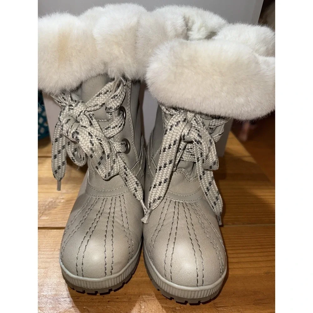 London Fog this pair