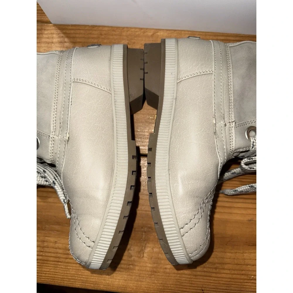 London Fog this pair