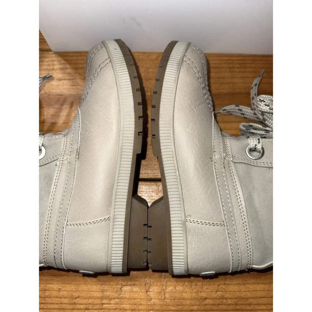 London Fog this pair