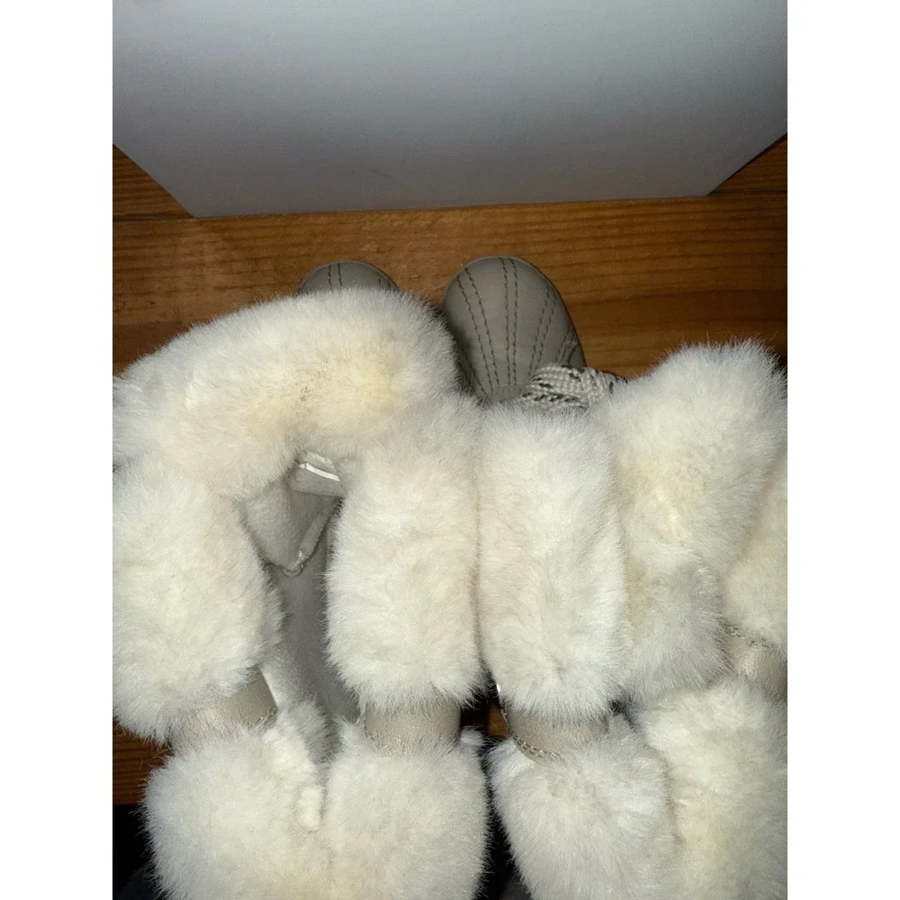 London Fog this pair