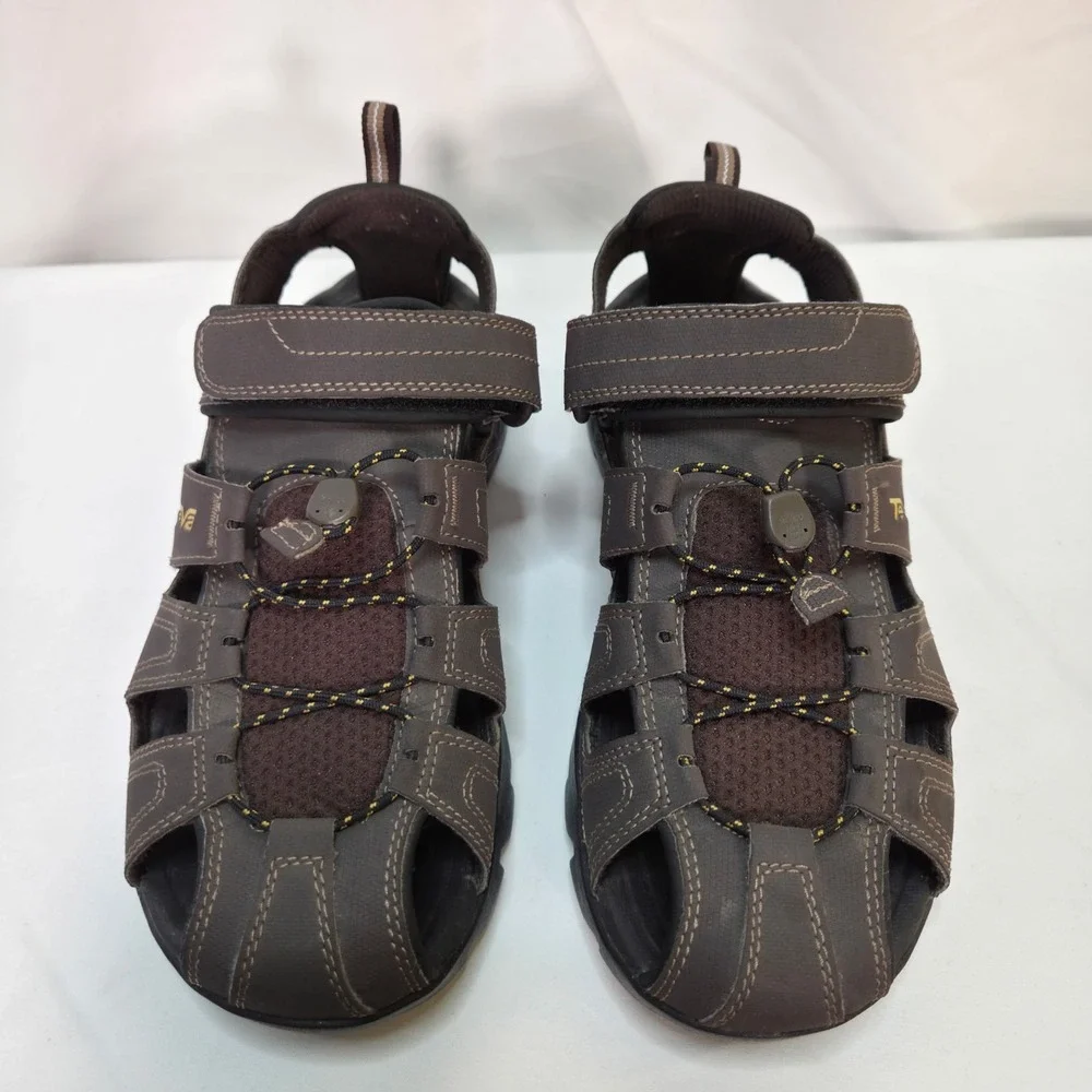 Teva men forebay