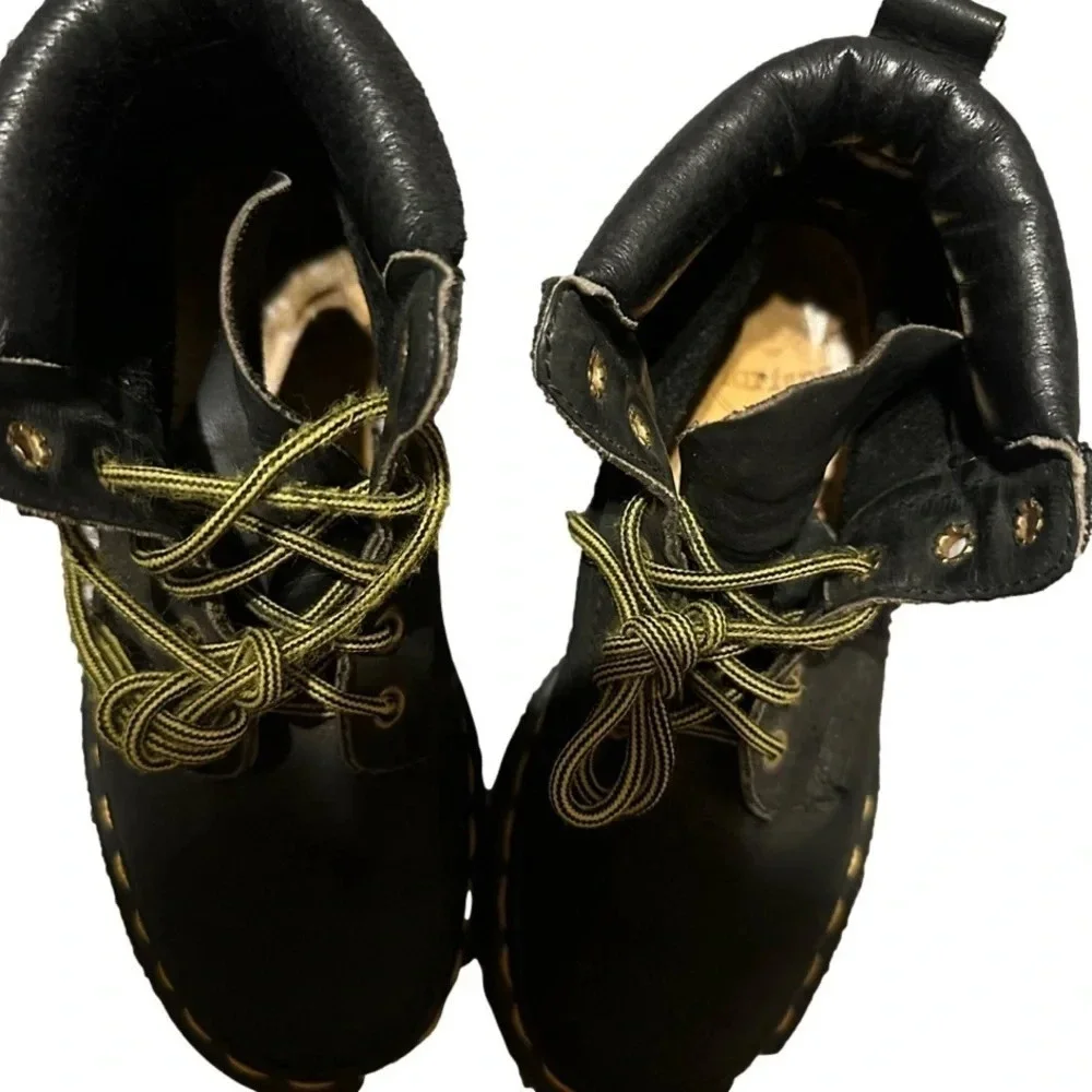 Dr. Martens excellent dr