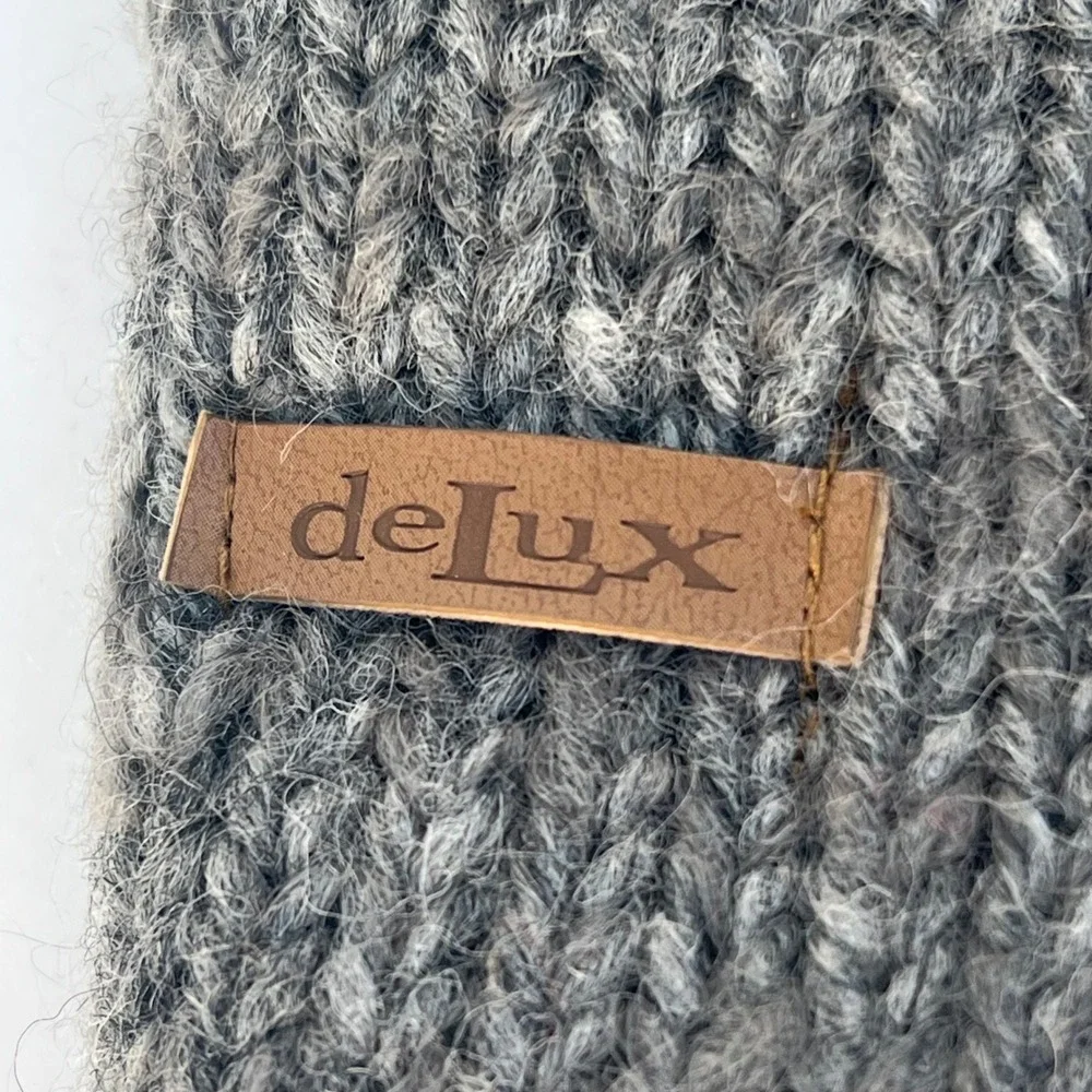 Delux charming knit