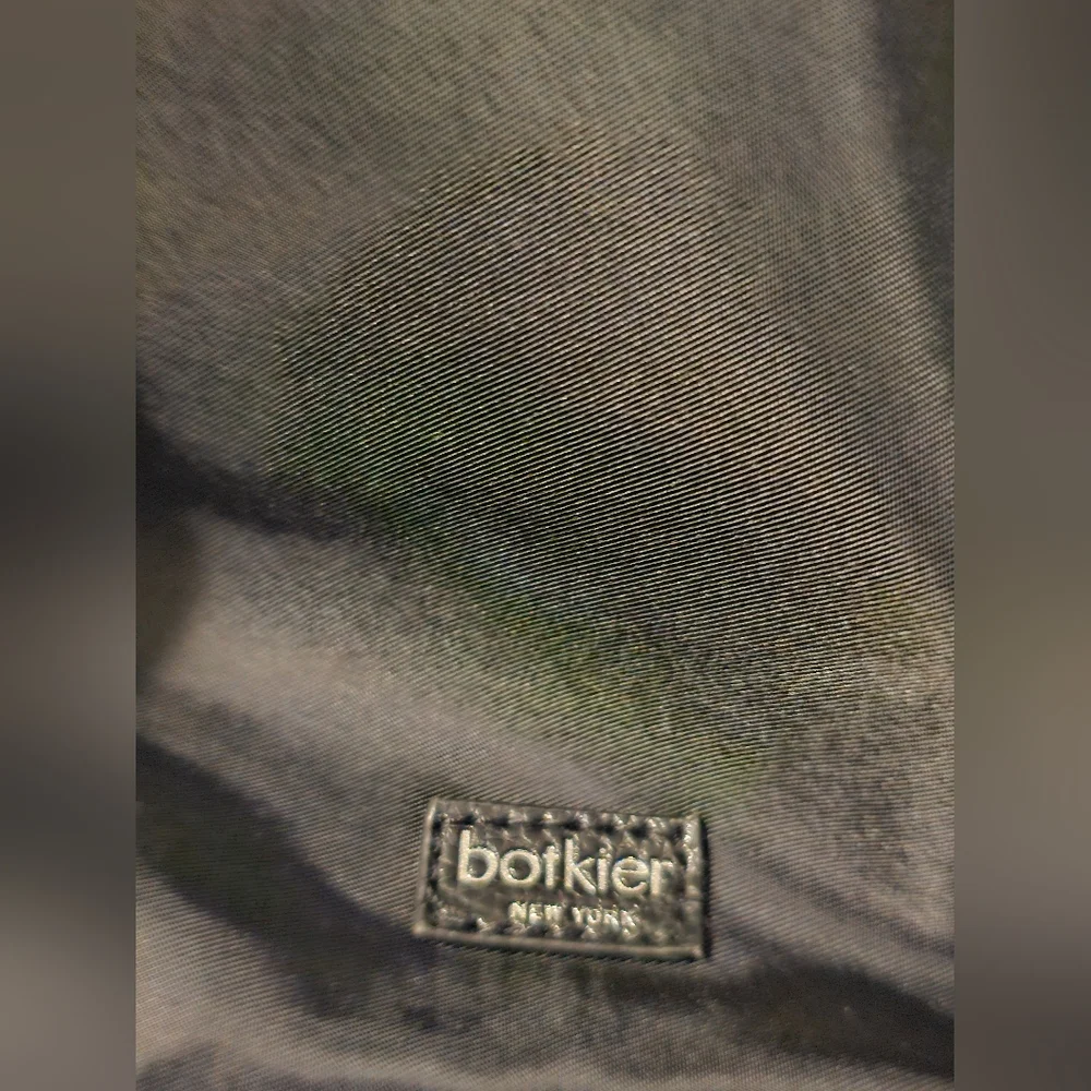 Botkier pre loved
