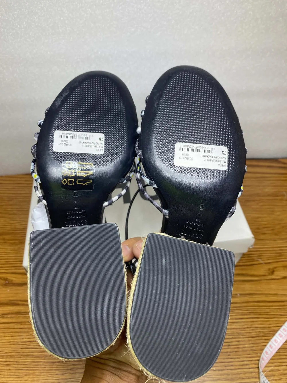 SCHUTZ stylish espadrille