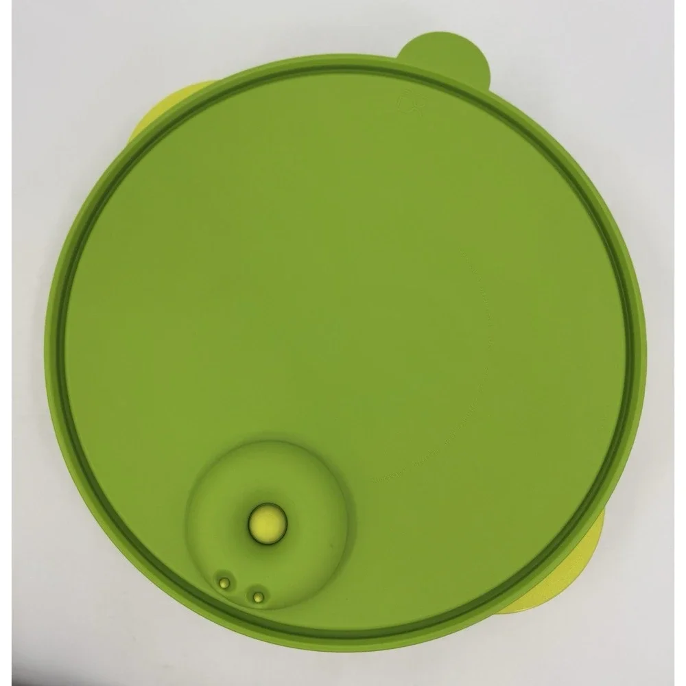Tupperware 3284c green