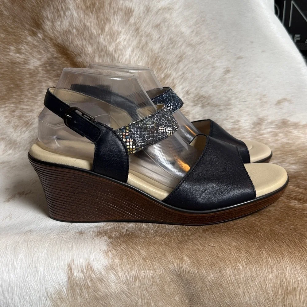 NEW SAS heather wedge Sandal‎ Size 10M B13