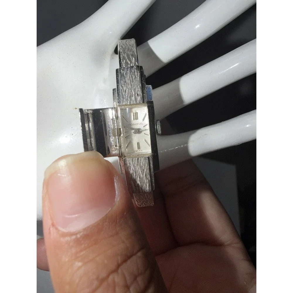 Consul pre owned