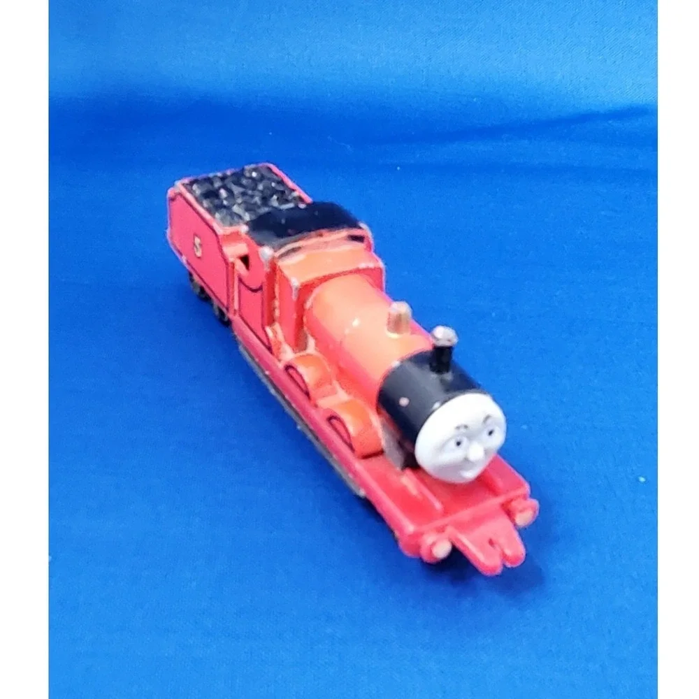 Thomas & Friends James Train Toy Red Good Die-Cast Take Along No 5 action figure