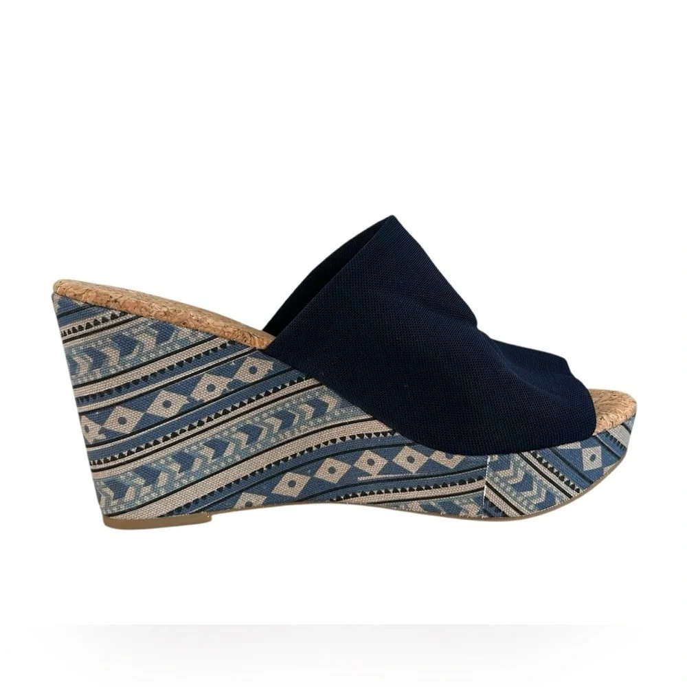 Lucky Brand simple slide