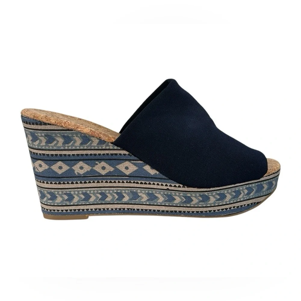 Lucky Brand simple slide