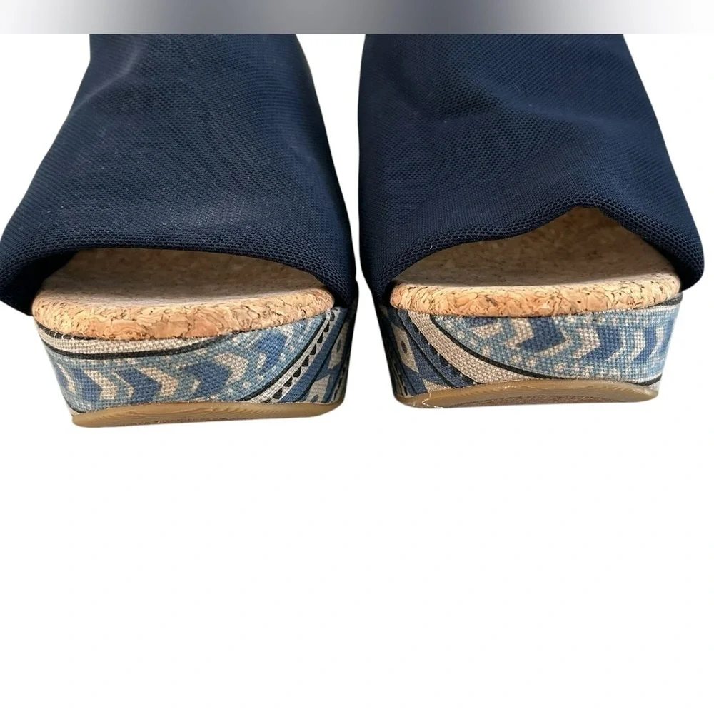Lucky Brand simple slide