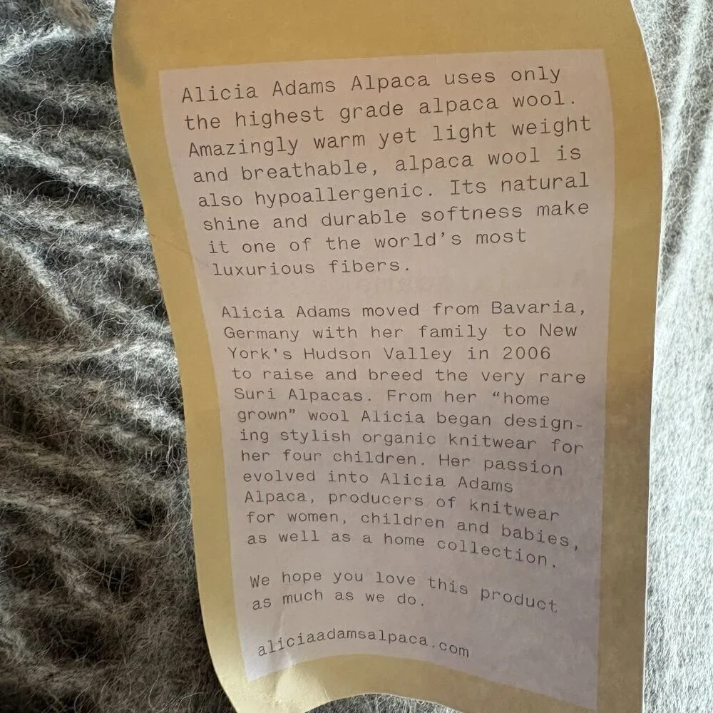 Alicia Adams Alpaca new nwt