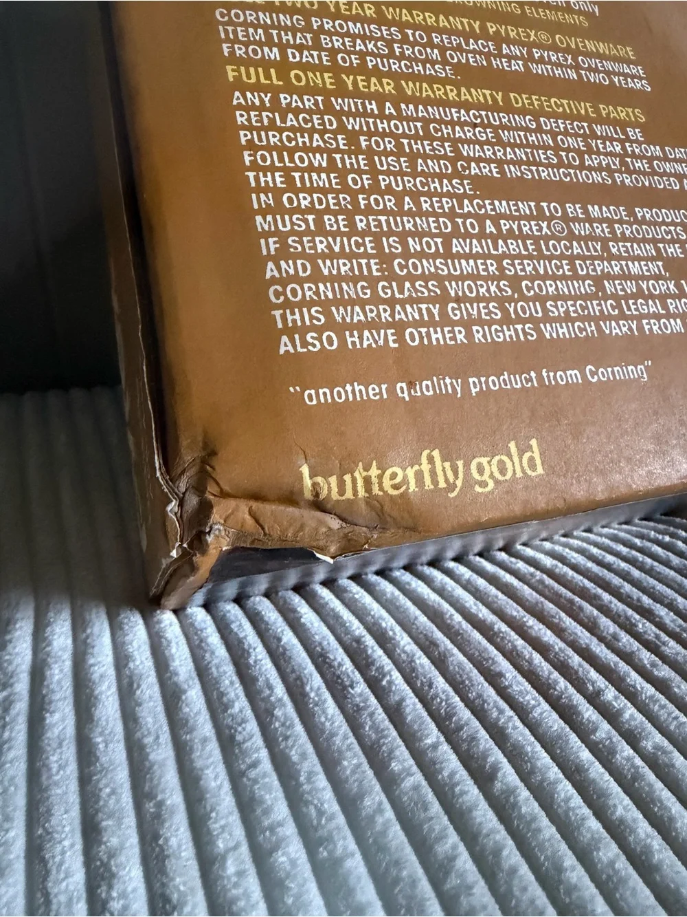 New Pyrex 485 Butterfly Gold