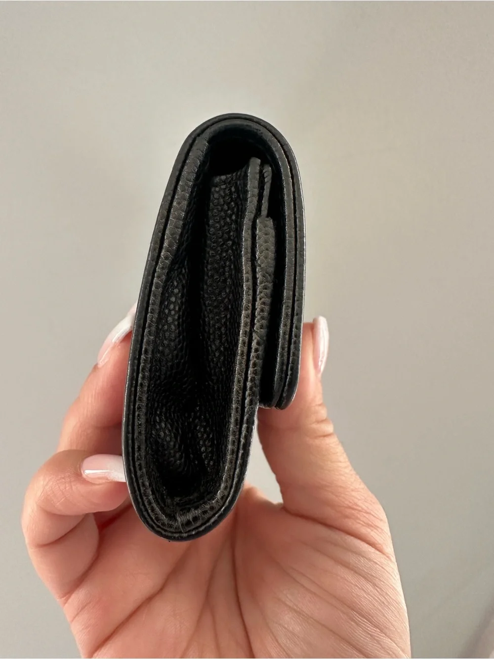 CHANEL wallet textured