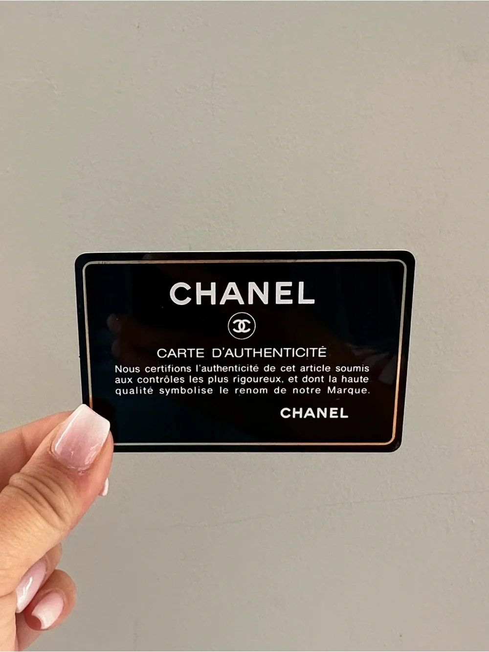 CHANEL wallet textured