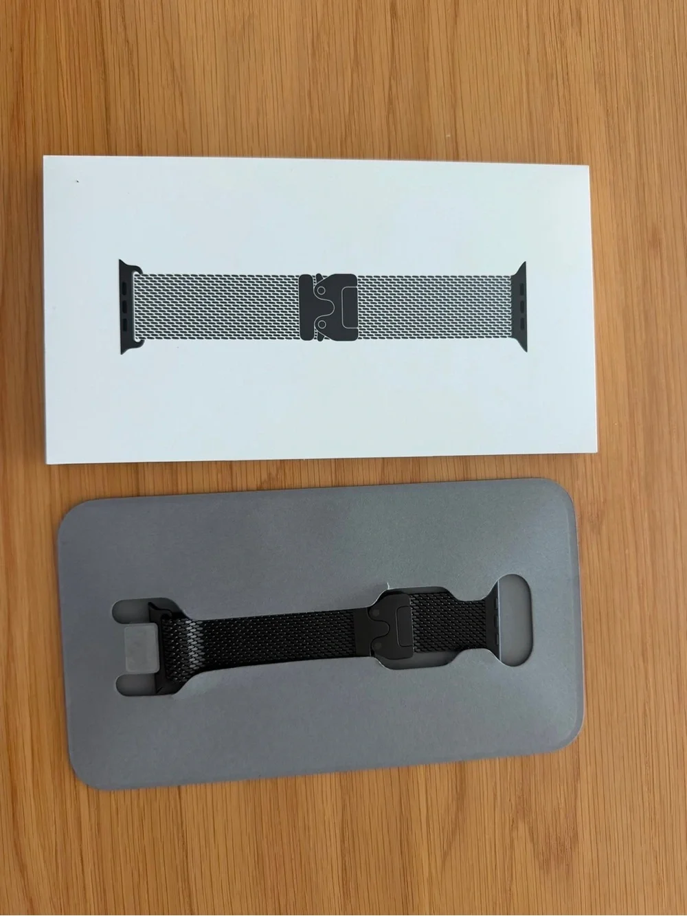 Apple sleek milanese