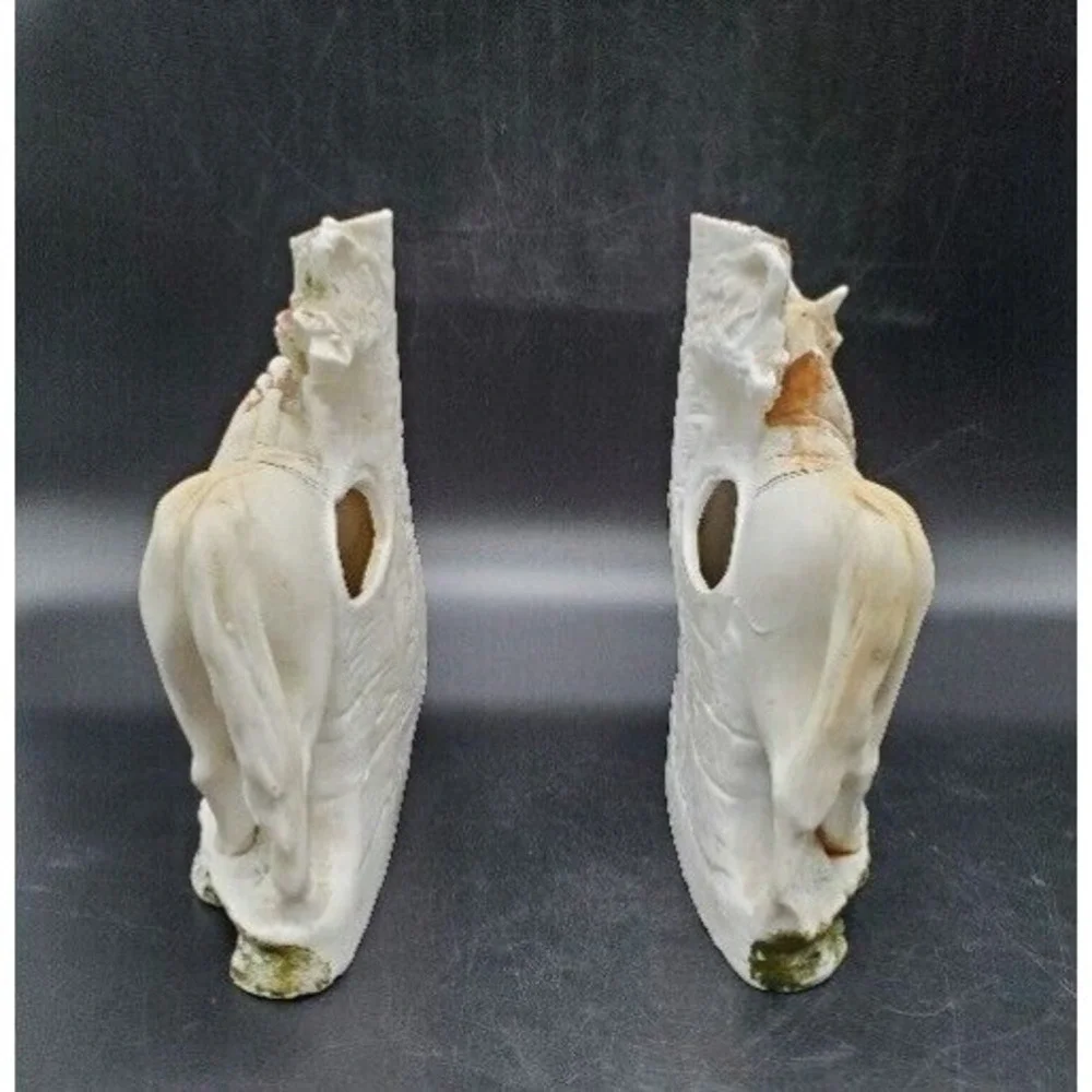 The Unbranded Brand antique pair