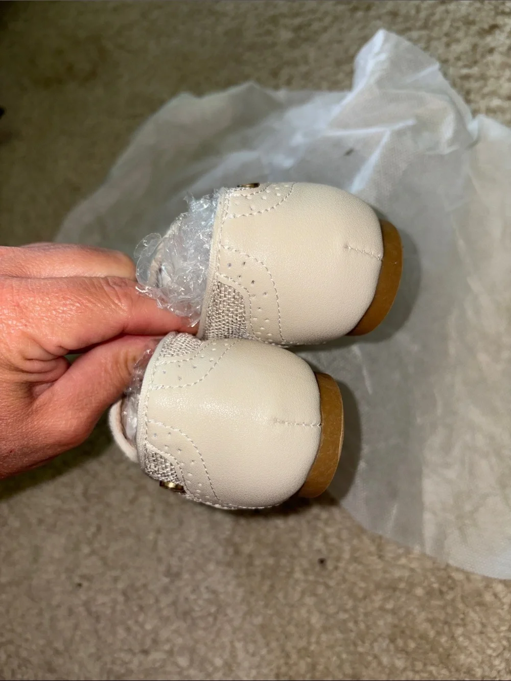 sv cream tan