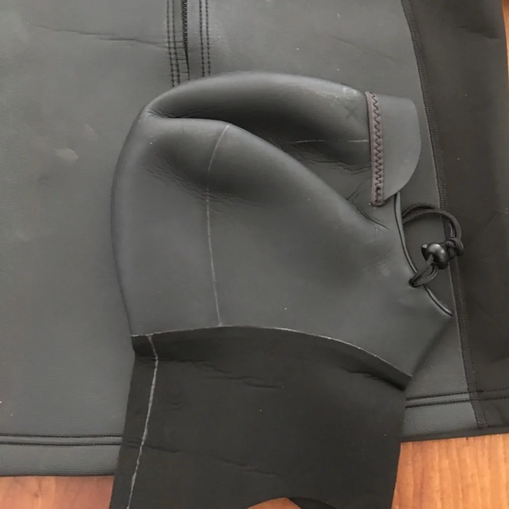 Xcel men’s neoprene