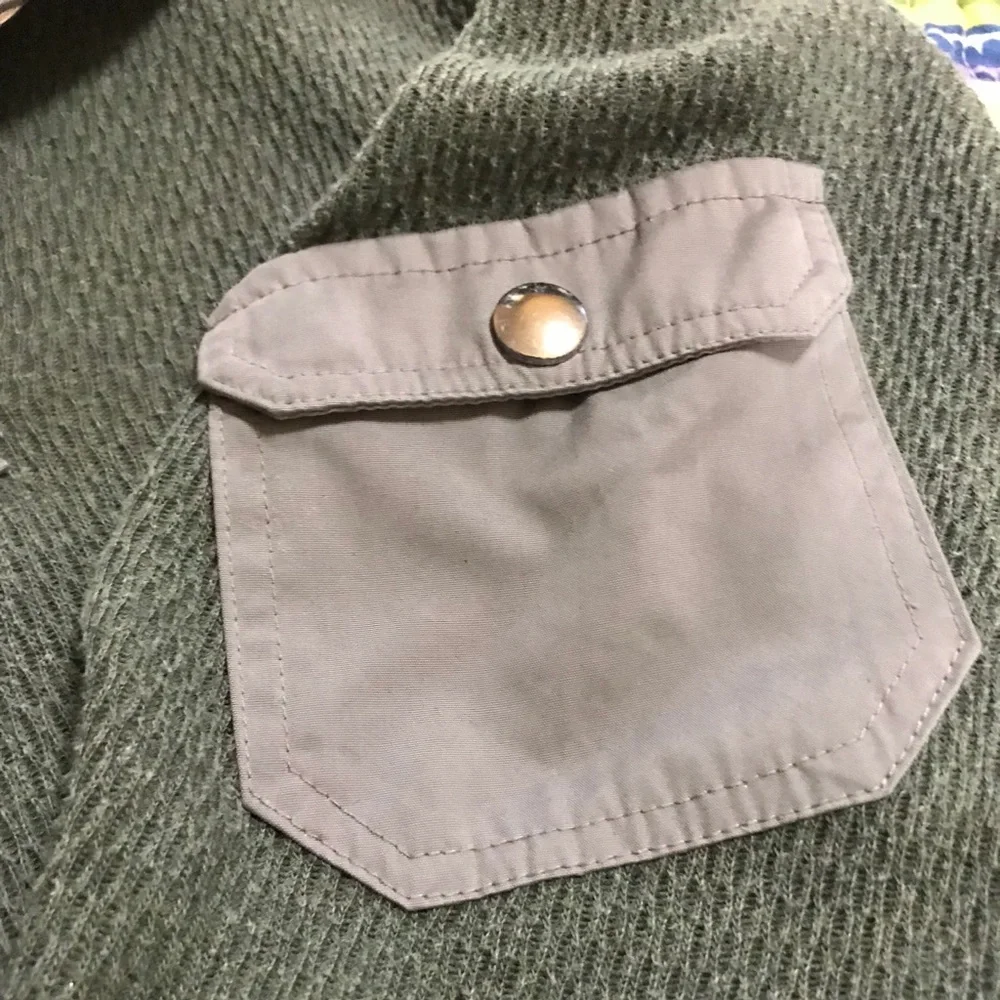Banana Republic left goes hem