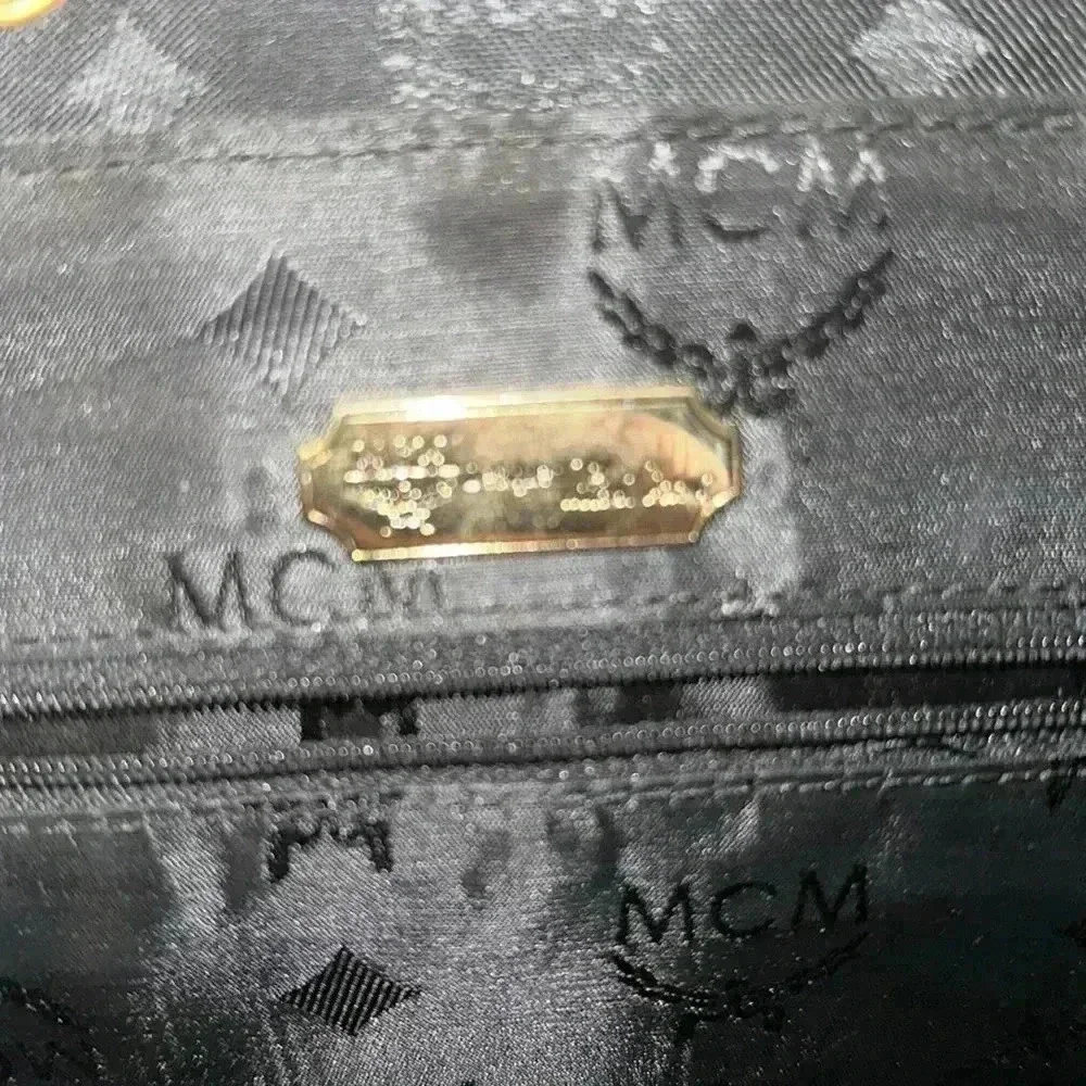 MCM preowned slight