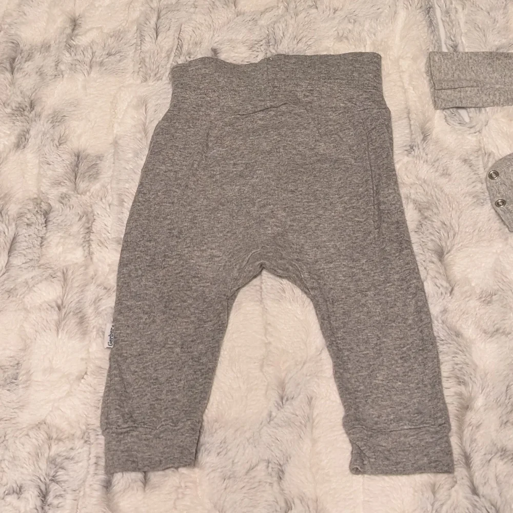 Gerber cozy gray