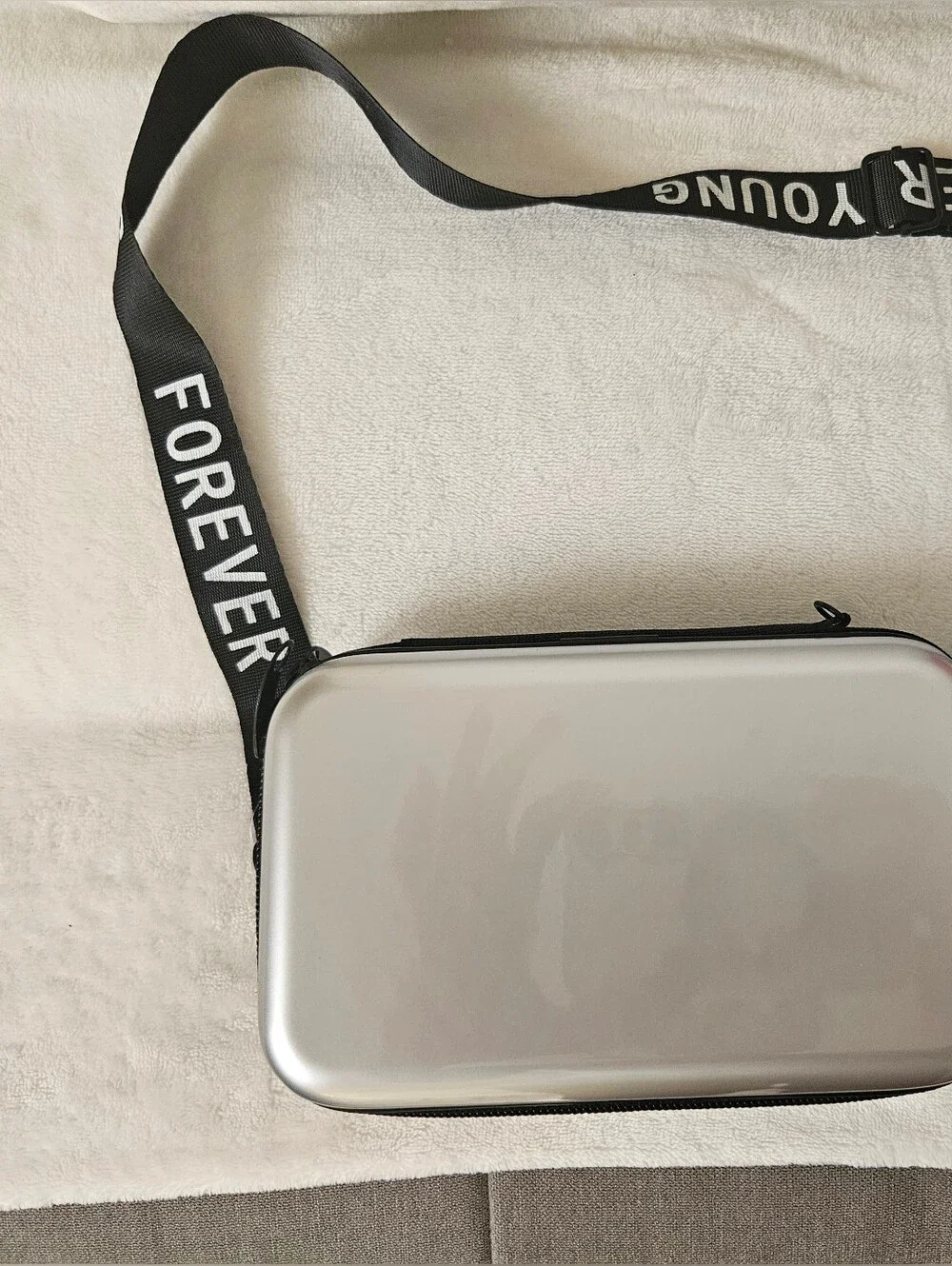 Rainbow compact silver