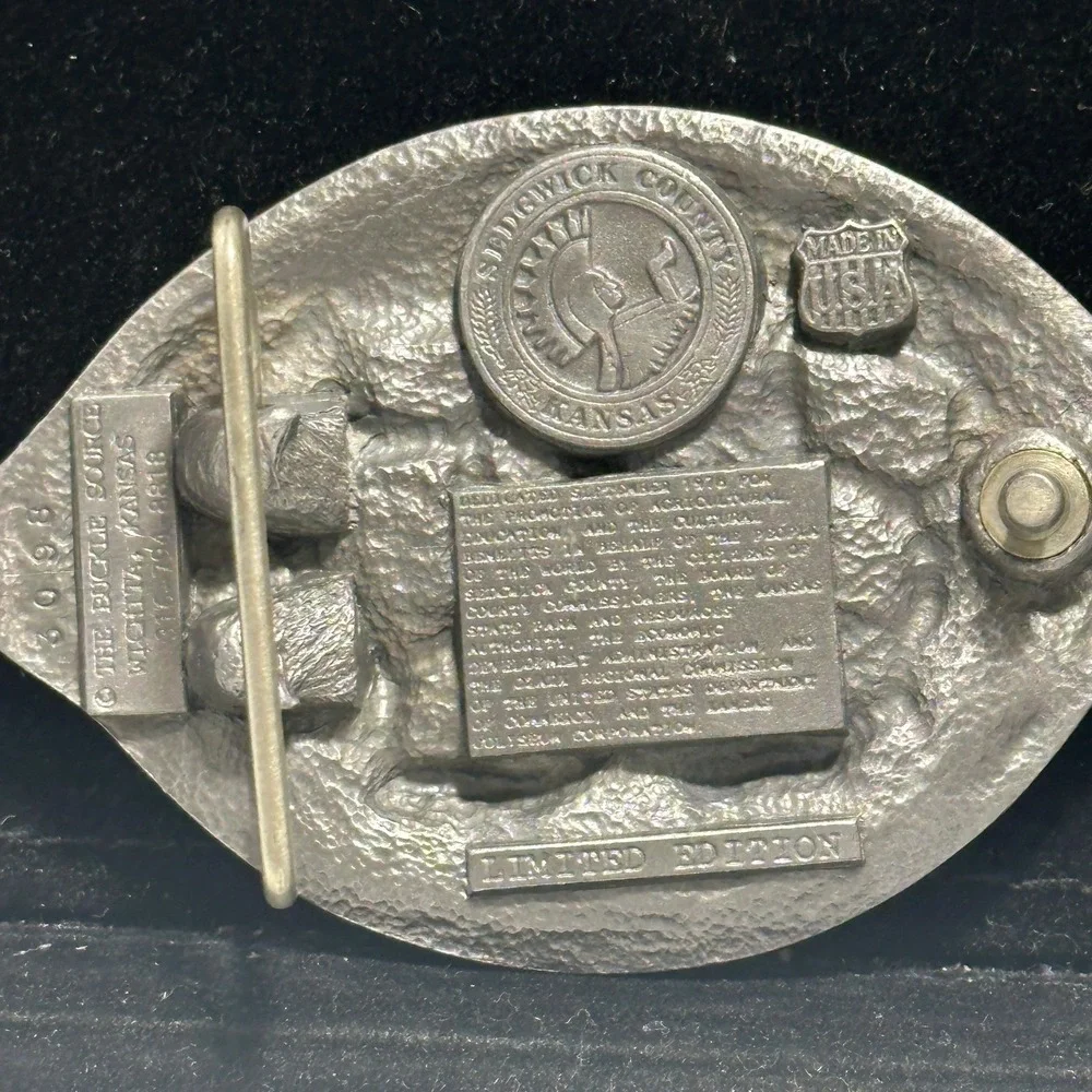 The Buckle Source vintage kansas