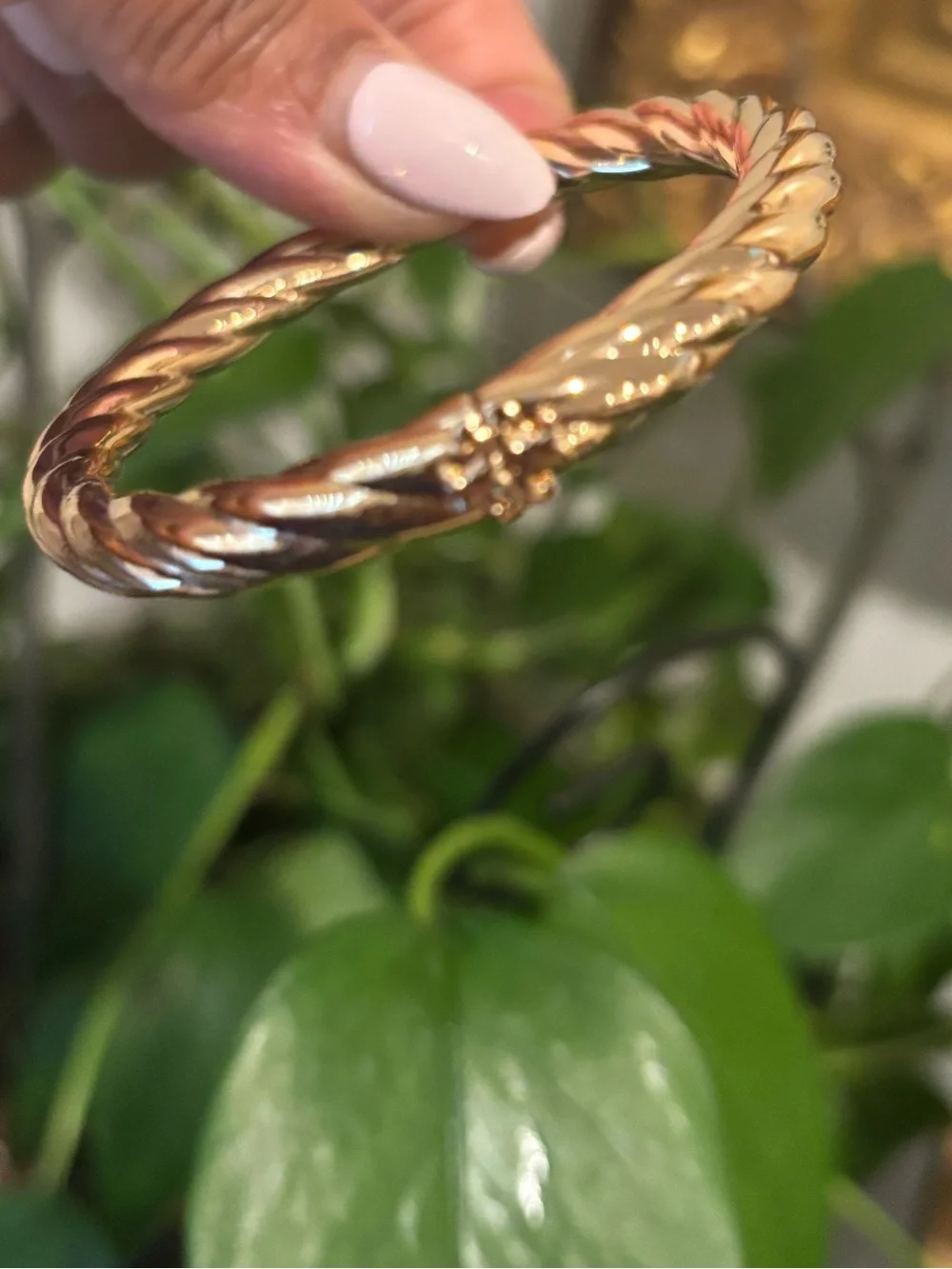 TORY BURCH - Twisted Gold-Tone Bangle Bracelet