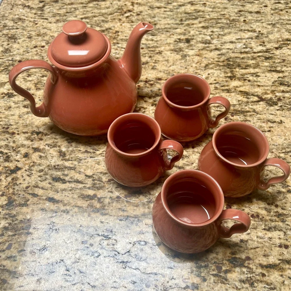 Vintage Terracotta Ceramic Teapot and 4 Mug Tea Set Glossy Coral‎ Rust