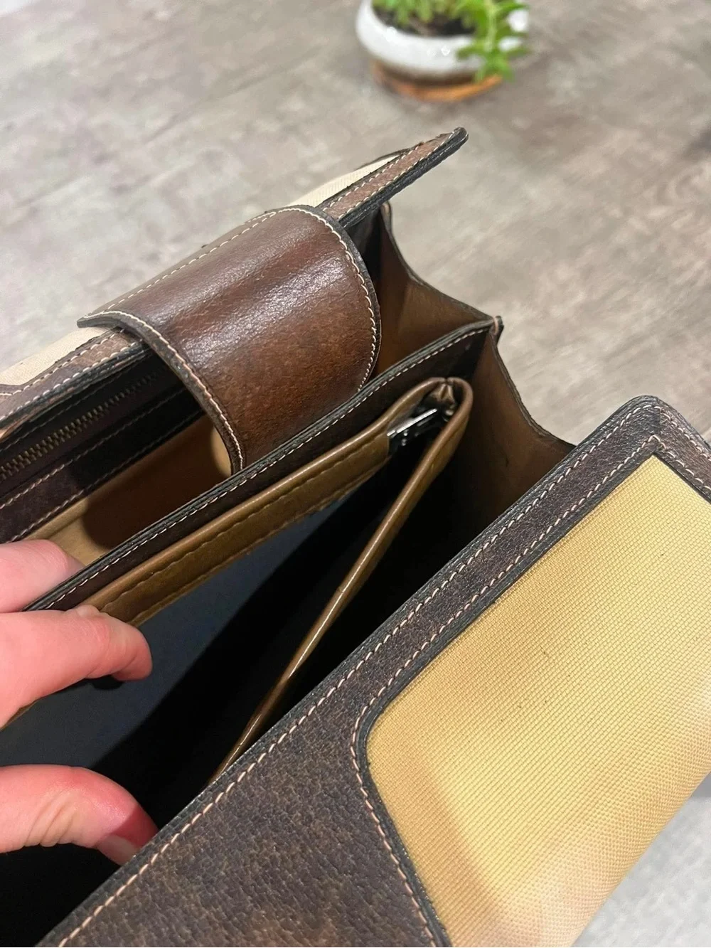 N/A vintage gucci