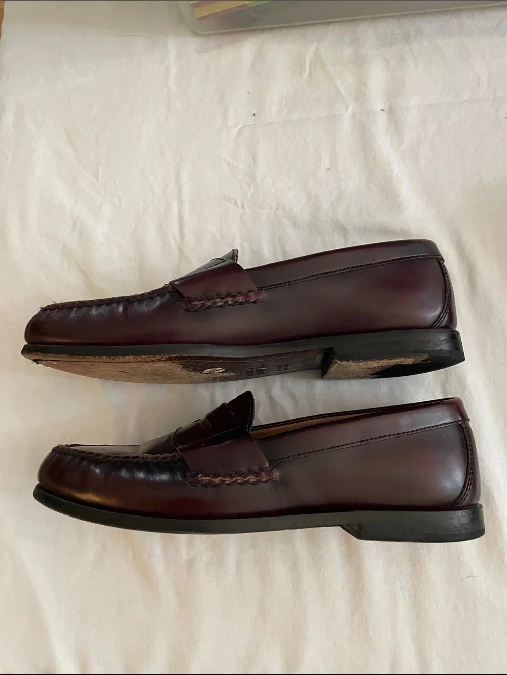 Johnston & Murphy sleek burgundy