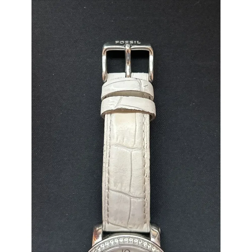 Fossil silver tone