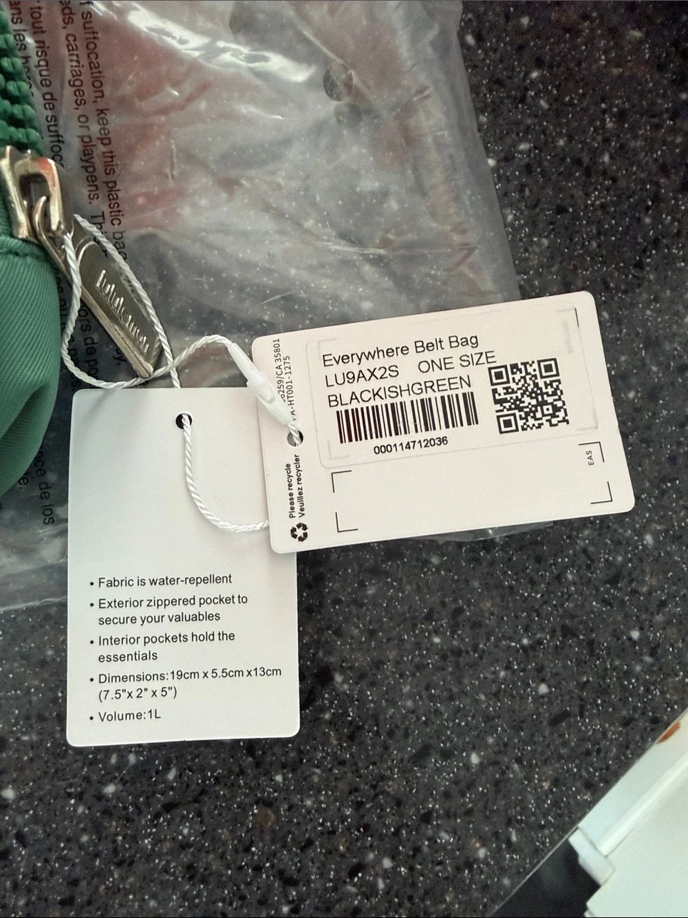 lululemon athletica sleek zip