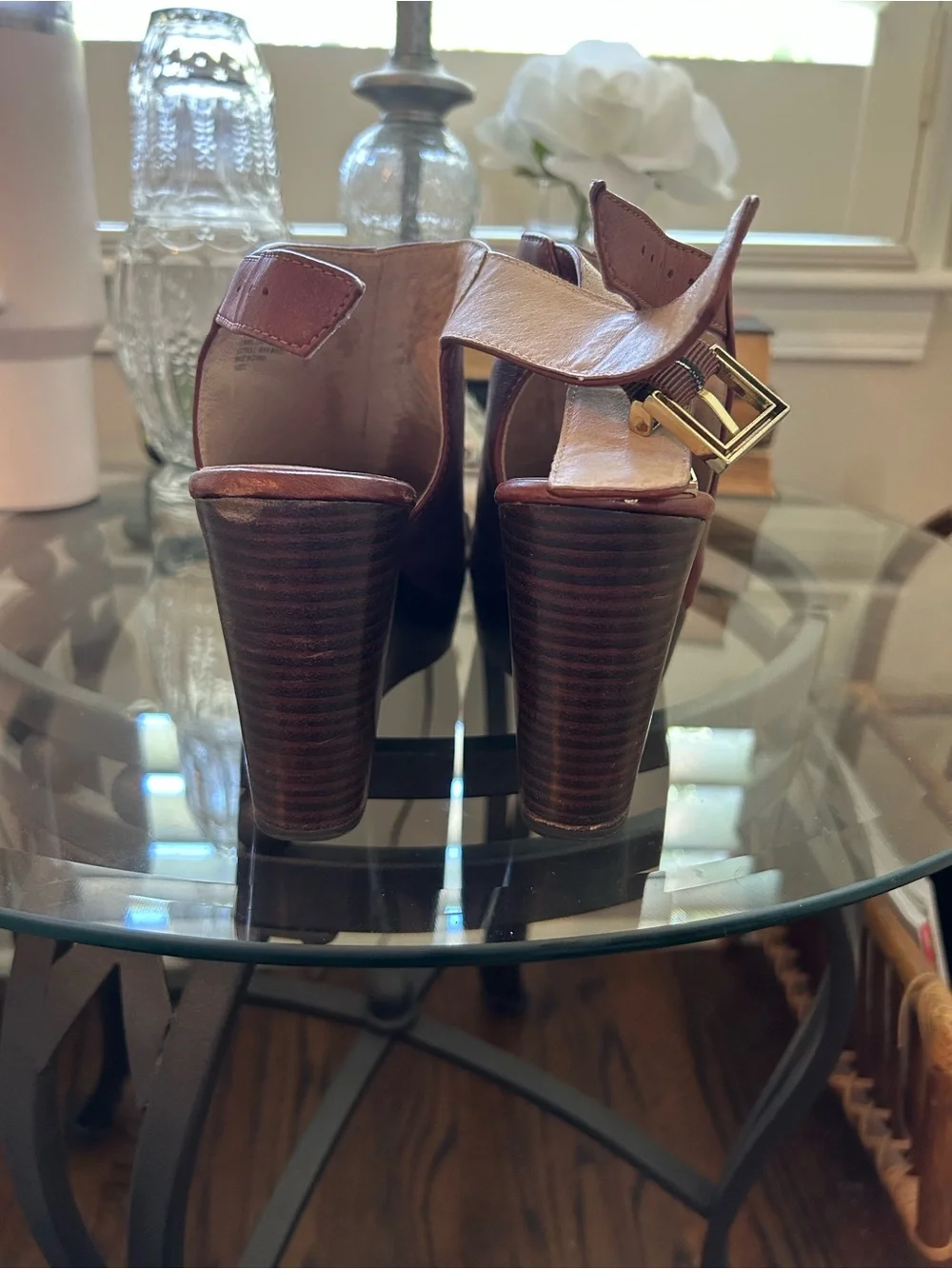 Kenneth Cole leather open