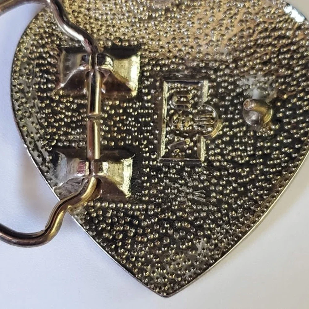 Unbranded this heart