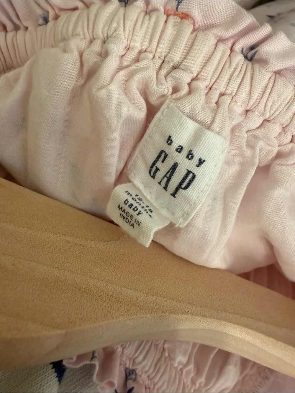 GAP light pink