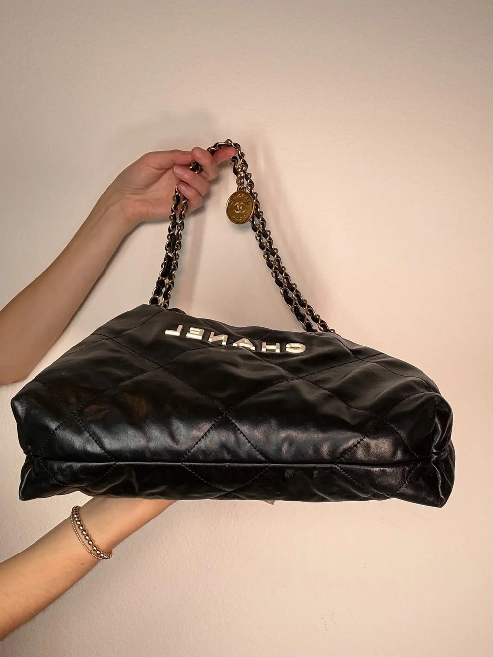 CHANEL wear black hardware