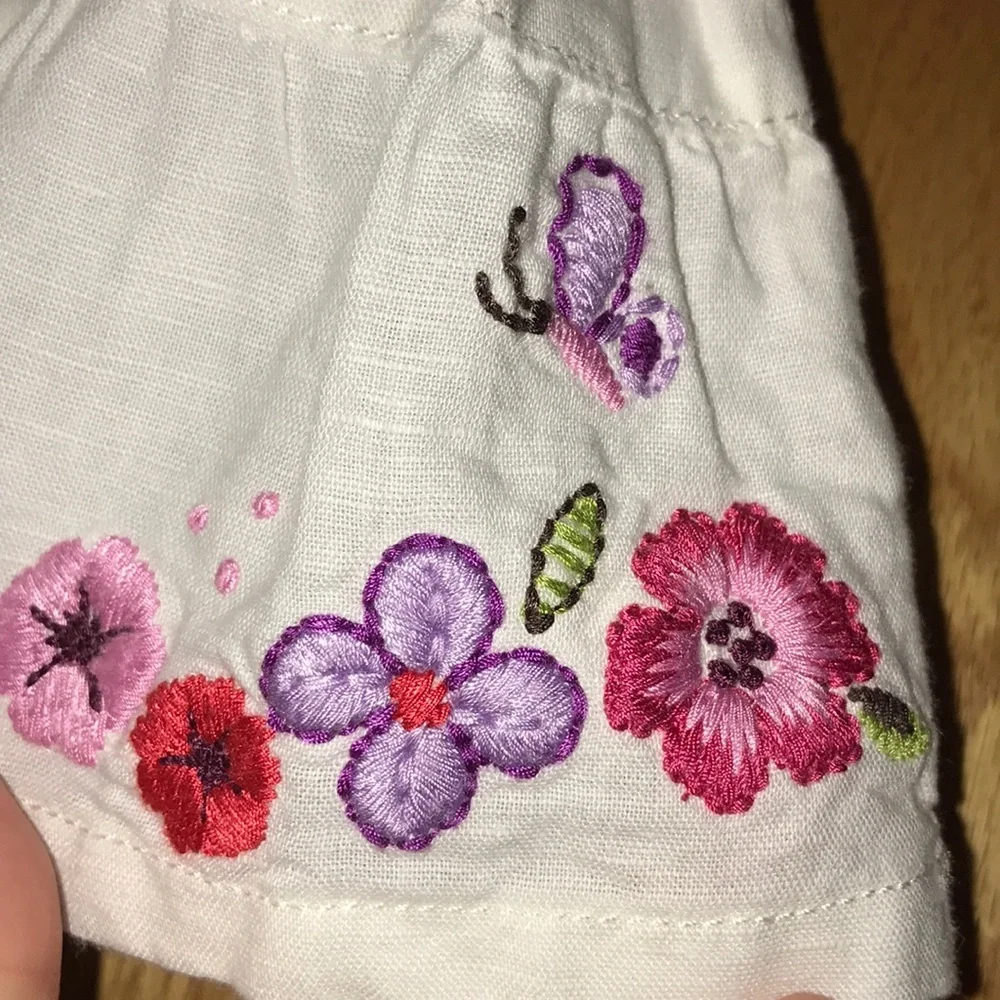 GAP very cute