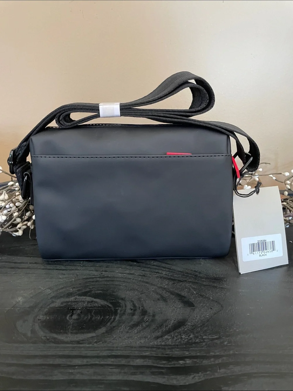 Hunter compact crossbody
