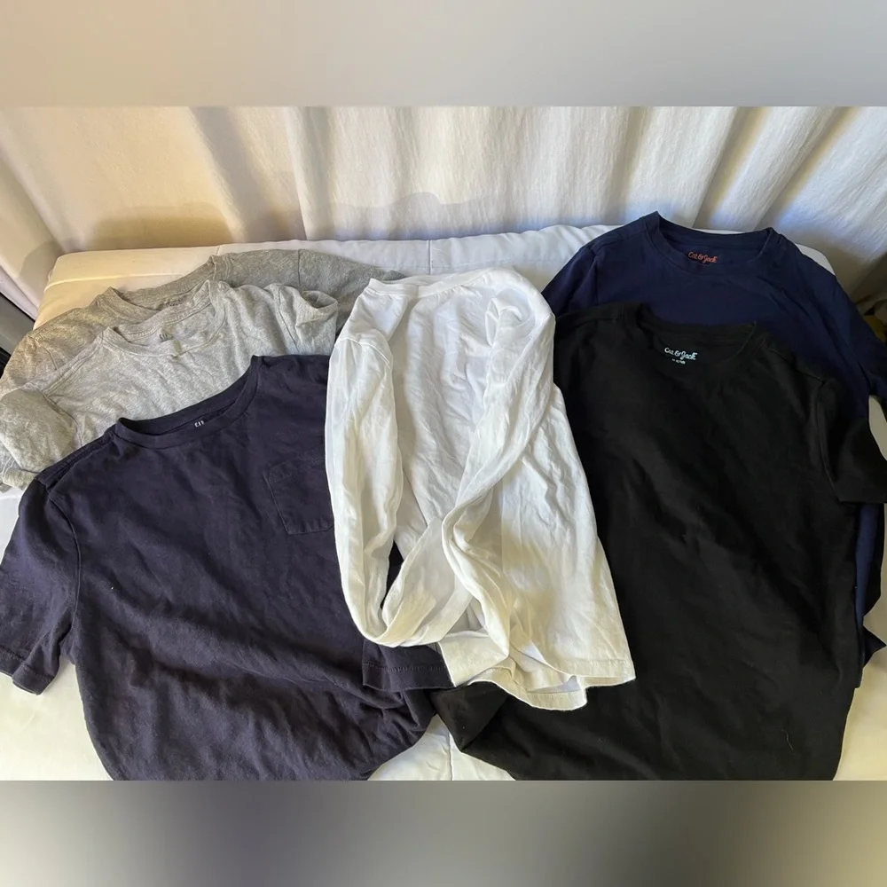 Gap and Cat & Jack Boys Cotton short sleeve , 1 long sleeve tee’s
