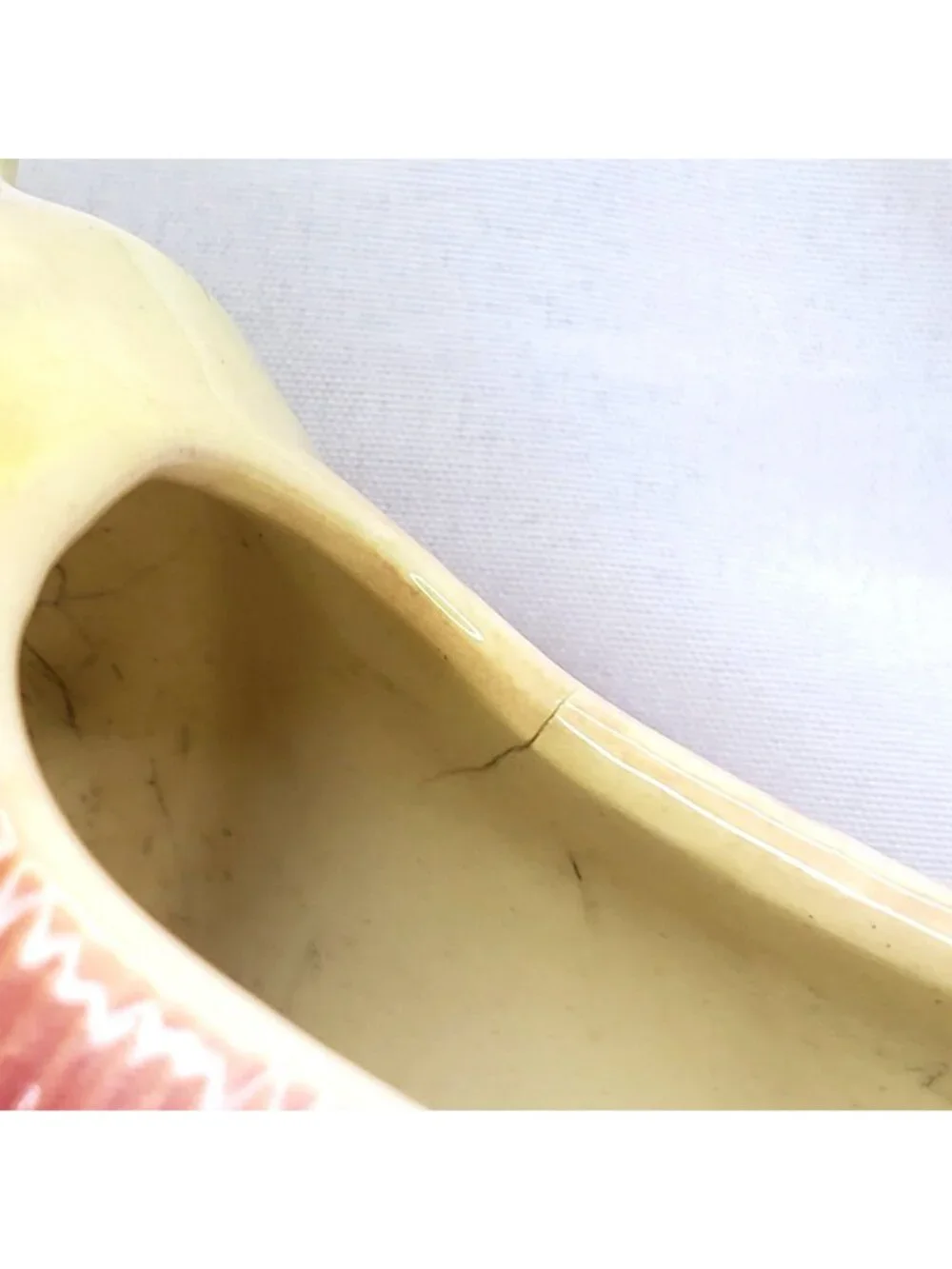 hull vtg pottery