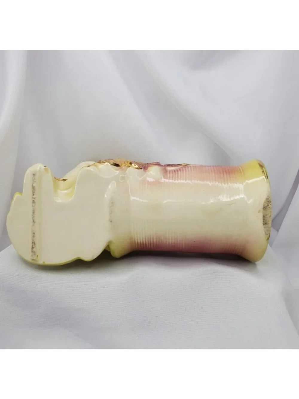 hull vtg pottery