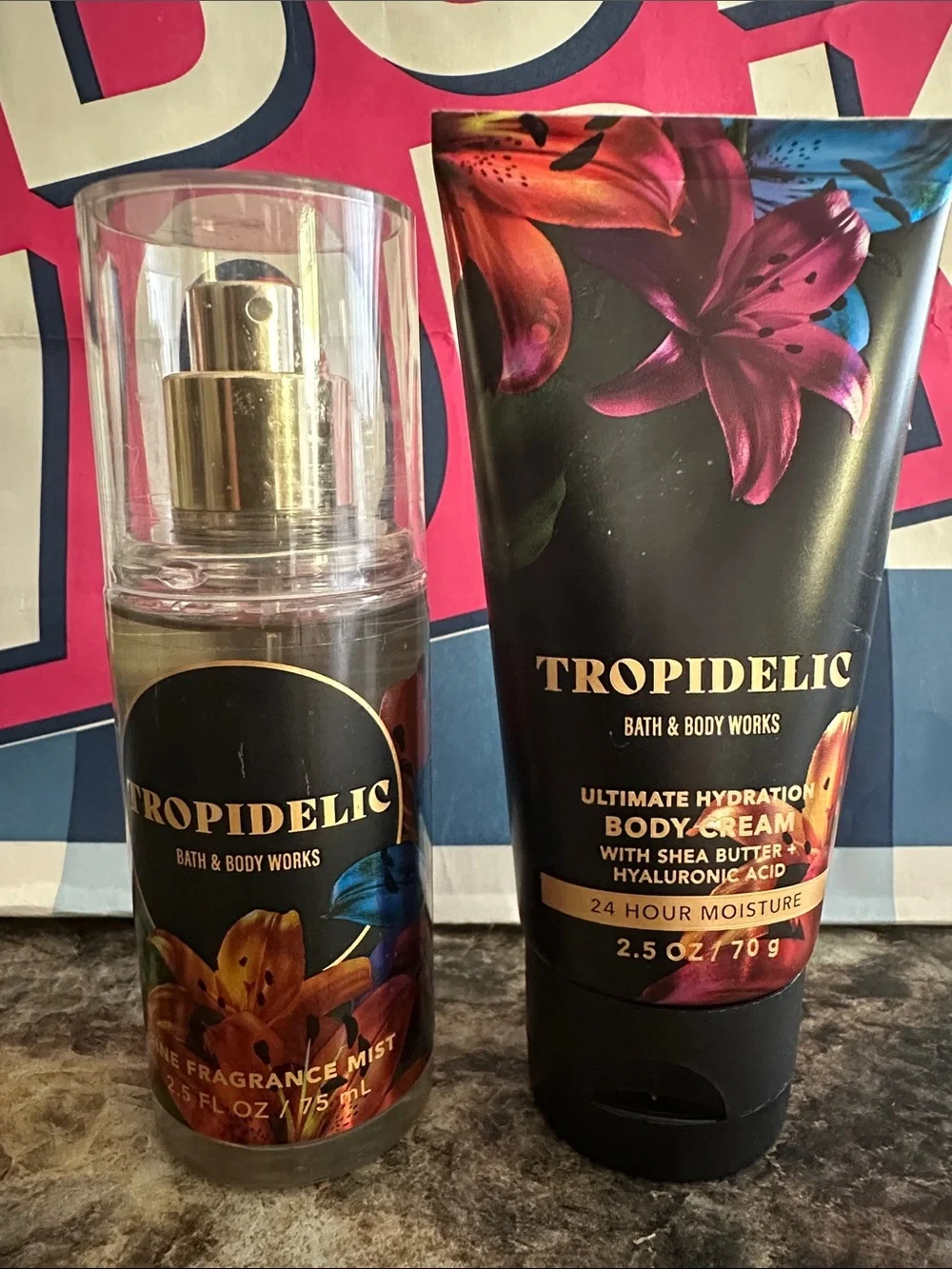 Bath & Body Works Tropidelic   travel size