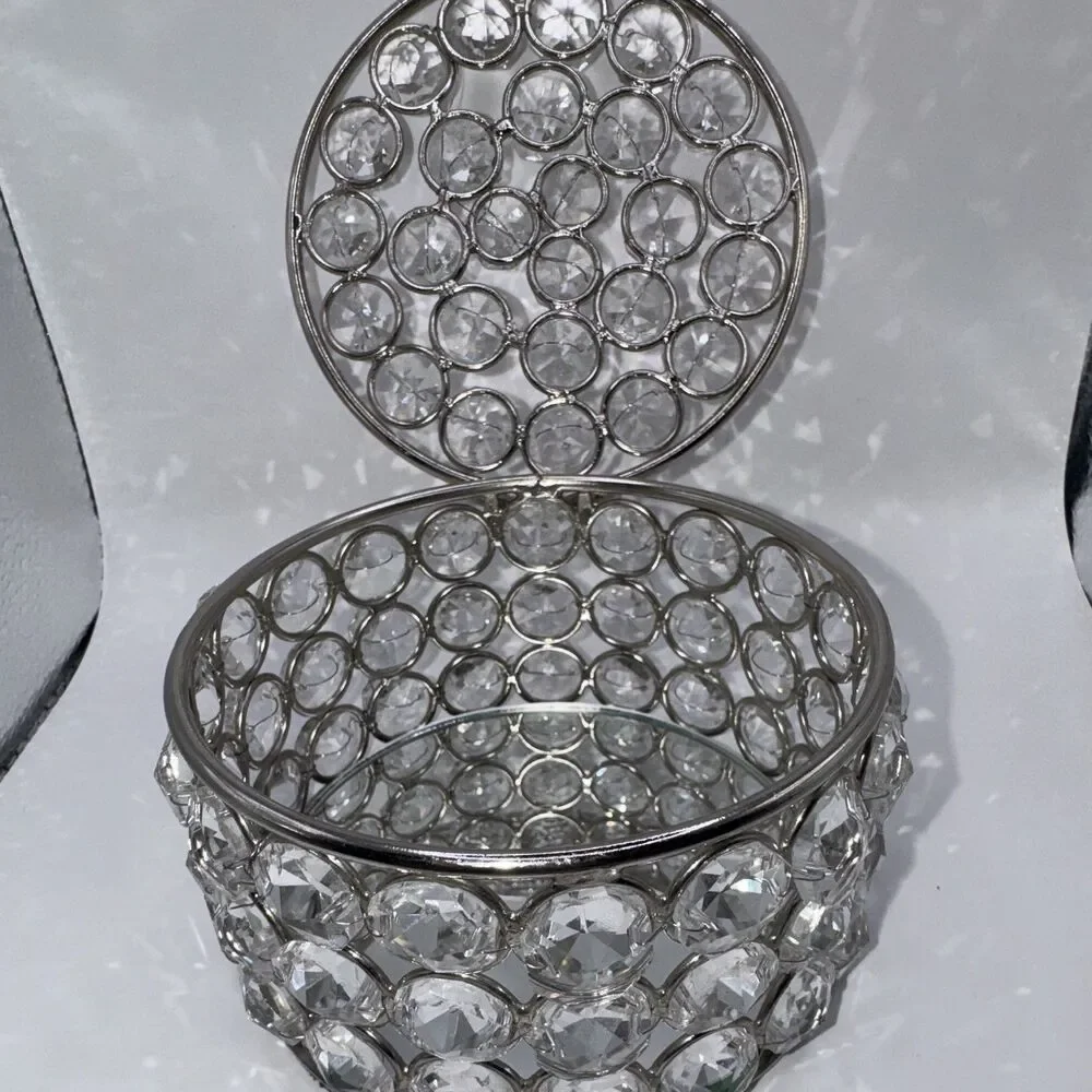 Unbranded crystals mirrored silver
