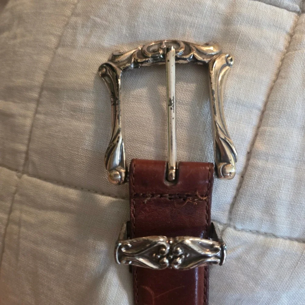 Fossil leather belt