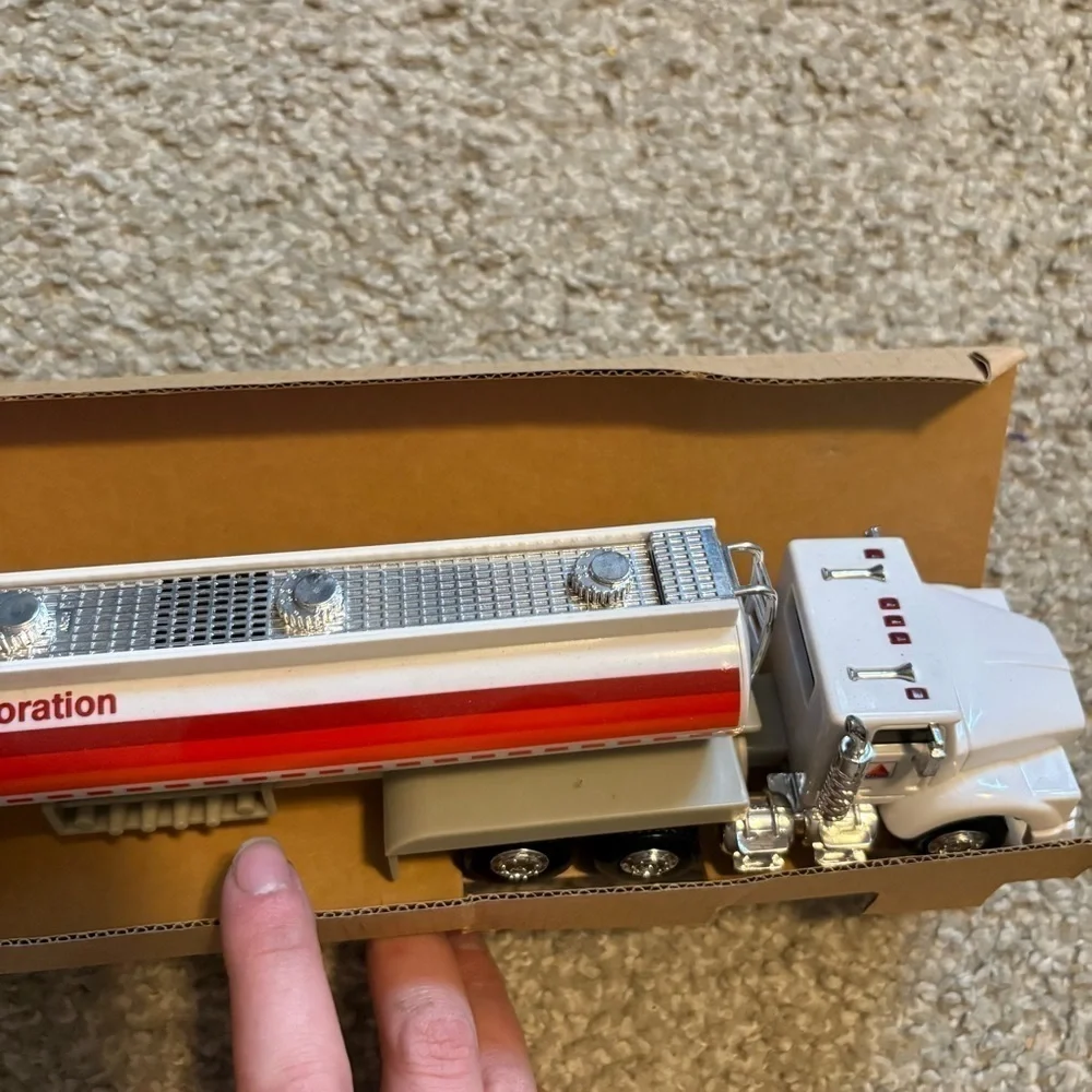 Vintage citgo toy